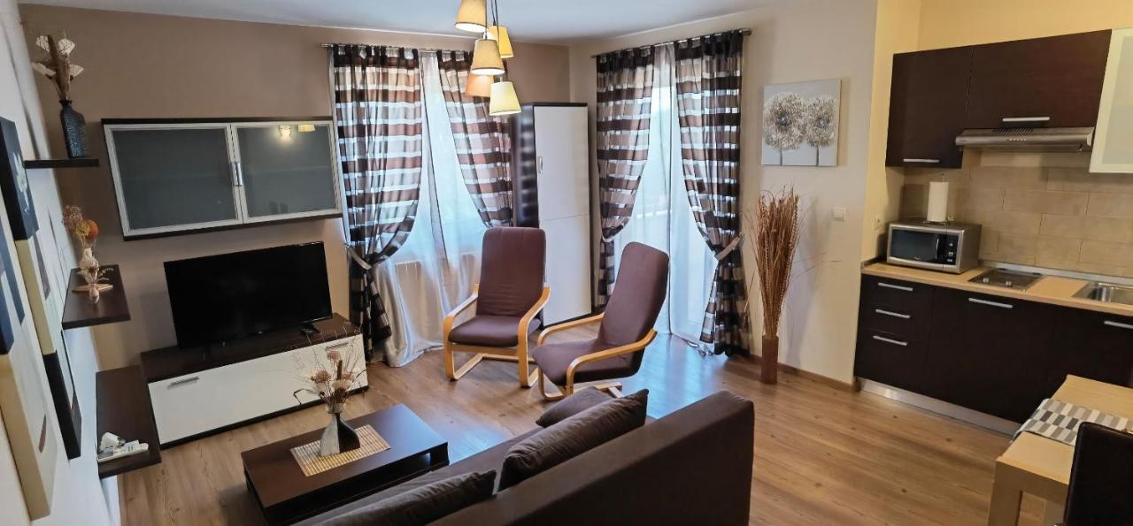 Apartments Fantazija Ровинь Экстерьер фото