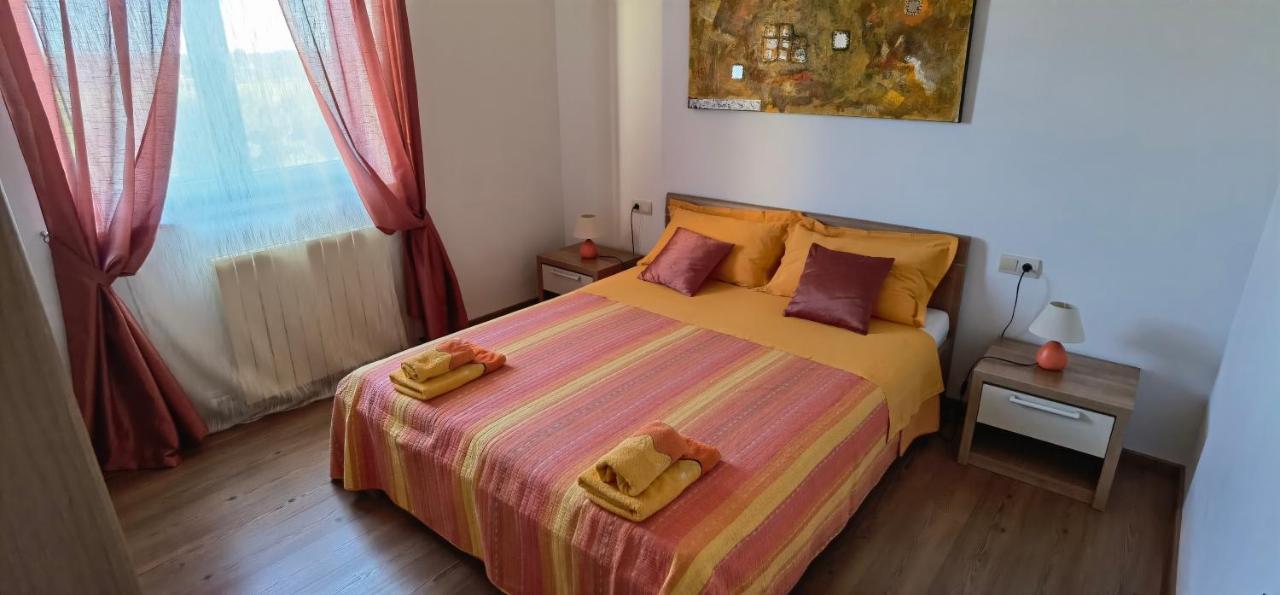 Apartments Fantazija Ровинь Экстерьер фото